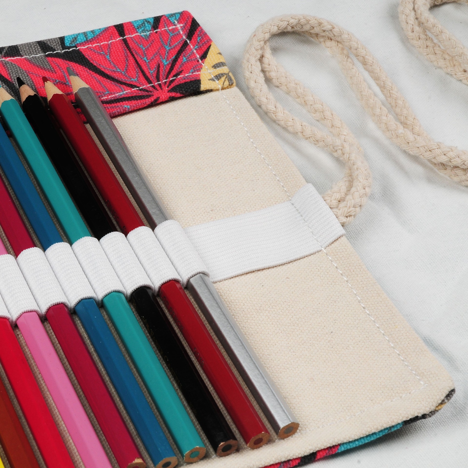 36 Roll School Pencil Case Kaw - огляд і ціна Pencil Case Large